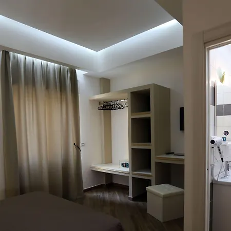 360 Hospitality 3* 萨莱诺